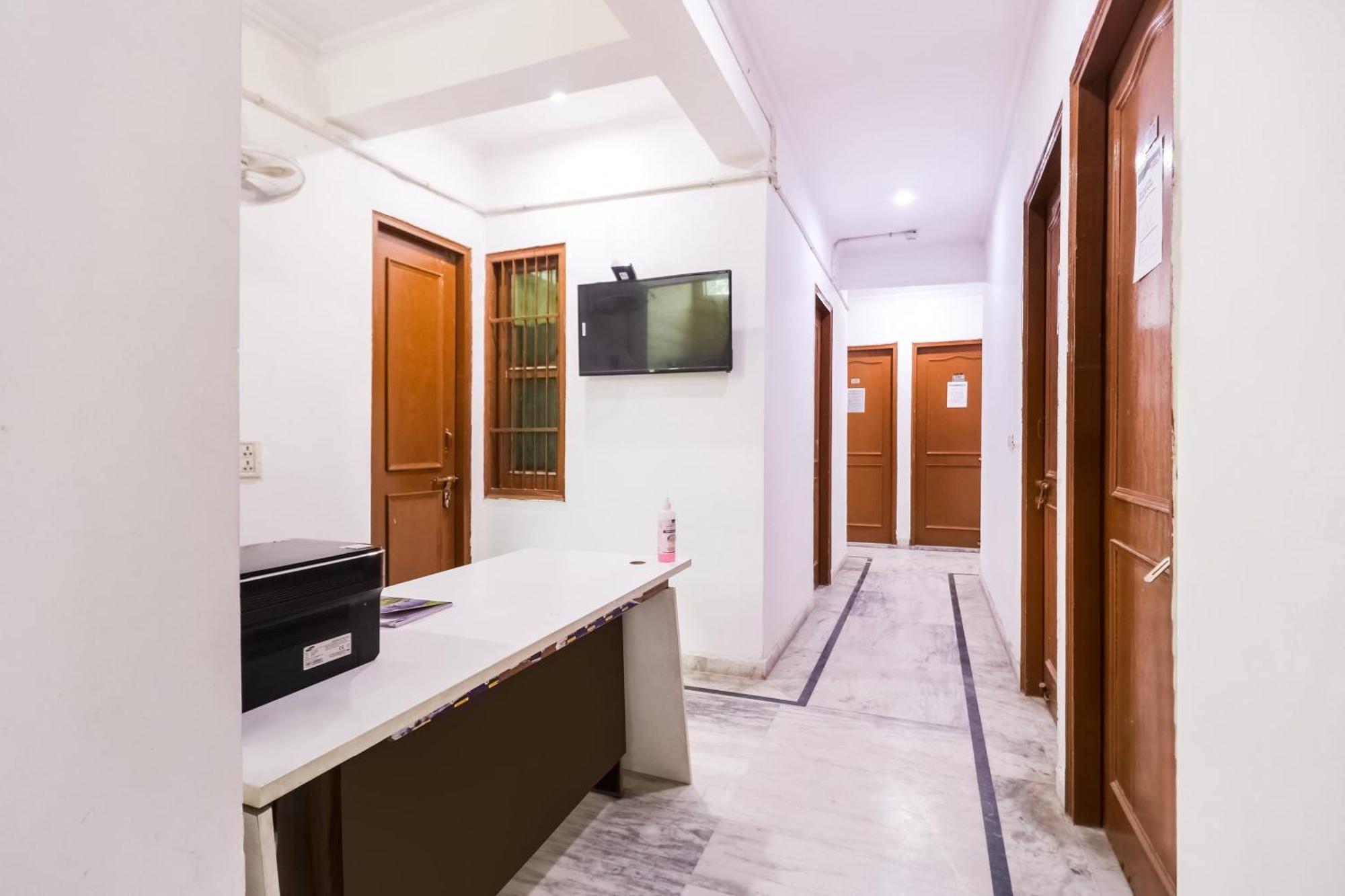 Hotel O Maurya Residency Gurgaon Buitenkant foto